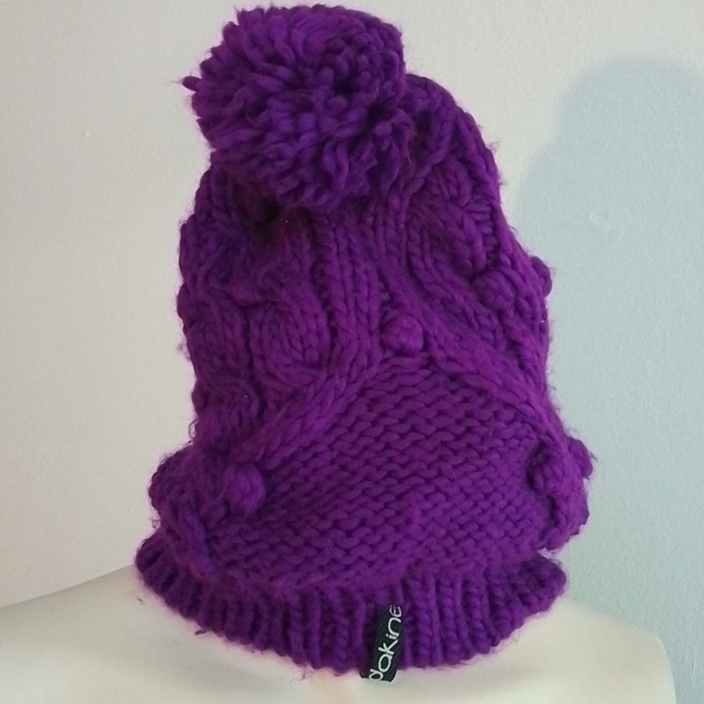 Dakine Knit Hat